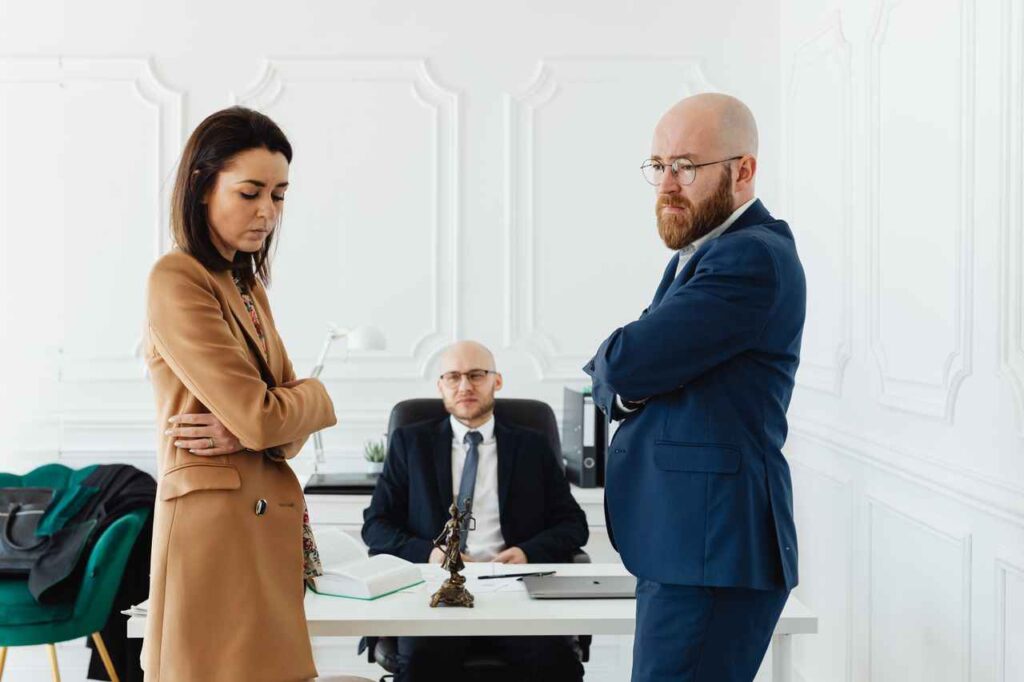 Comment choisir un avocat pour un divorce en ligne